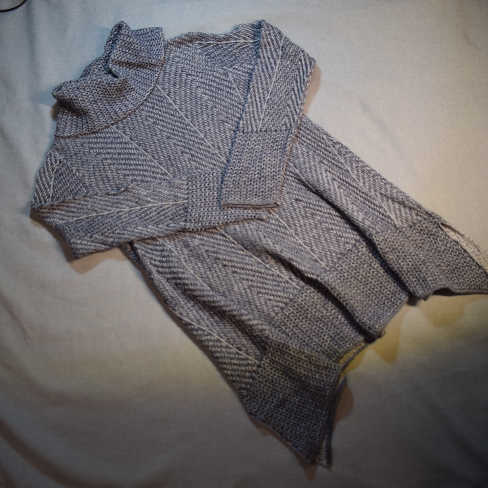 The Second Most Perfect Sweater I've Ever Seen - Picture 5 of 7